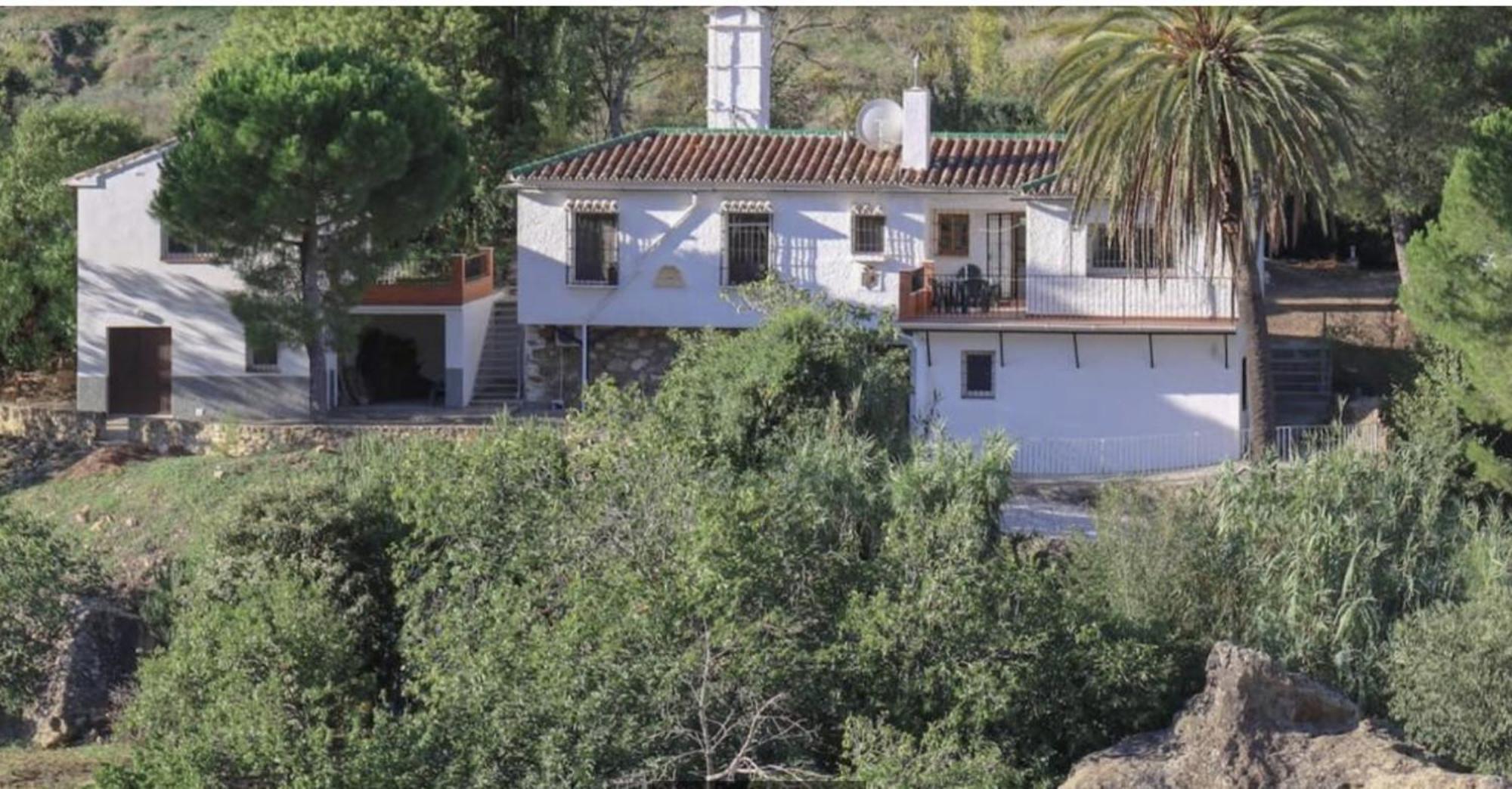 El Bufon De La Corte Carratraca Bagian luar foto